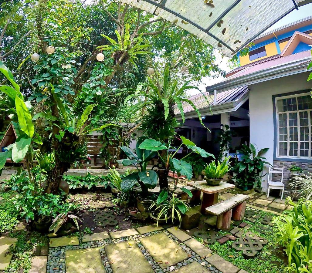 Auntie Gigi'S Place Tagaytay City ภายนอก รูปภาพ