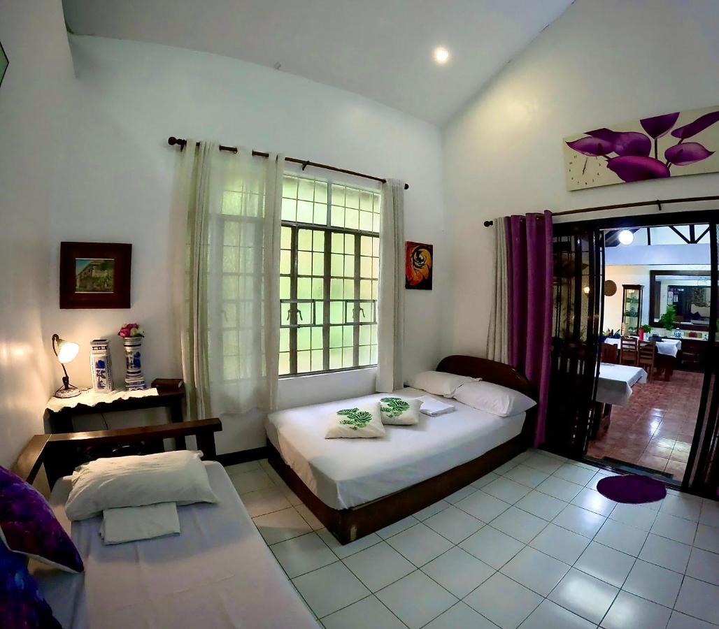 Auntie Gigi'S Place Tagaytay City ภายนอก รูปภาพ