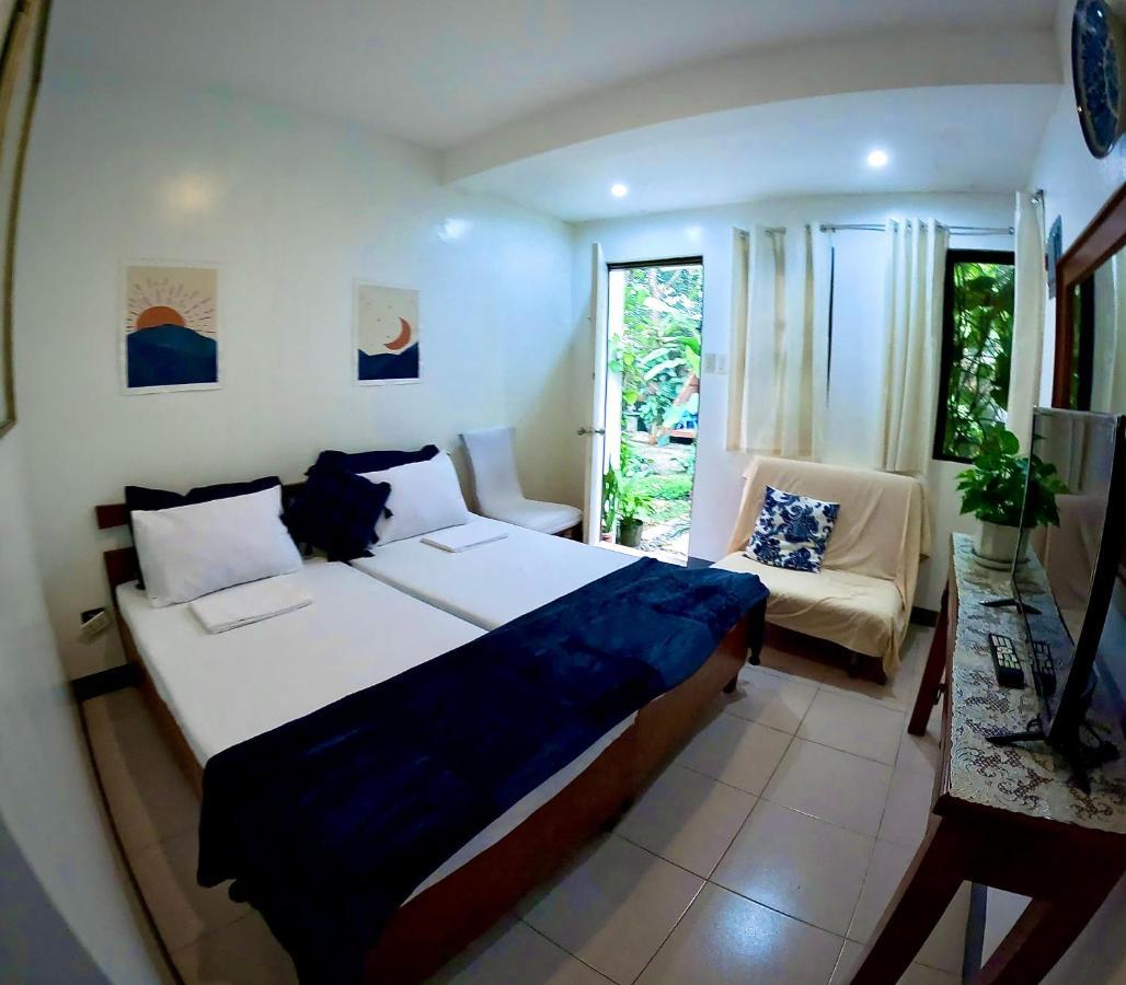Auntie Gigi'S Place Tagaytay City ภายนอก รูปภาพ